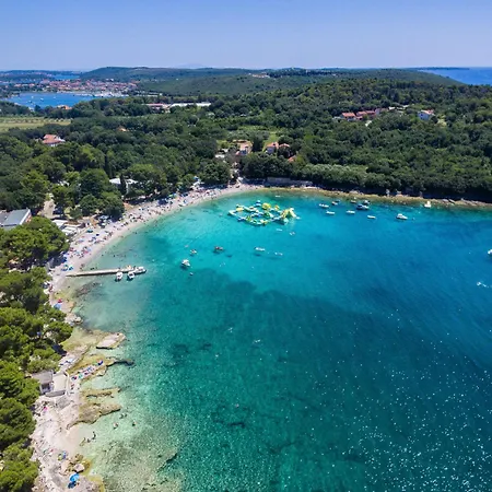 Mit Blick Auf Wasser By Interhome