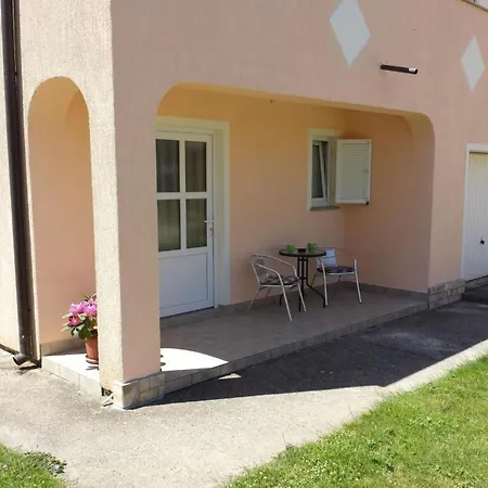 Lägenhet Mit Blick Auf Wasser By Interhome *