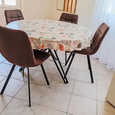 Mit Blick Auf Wasser By Interhome Lägenhet Banjole